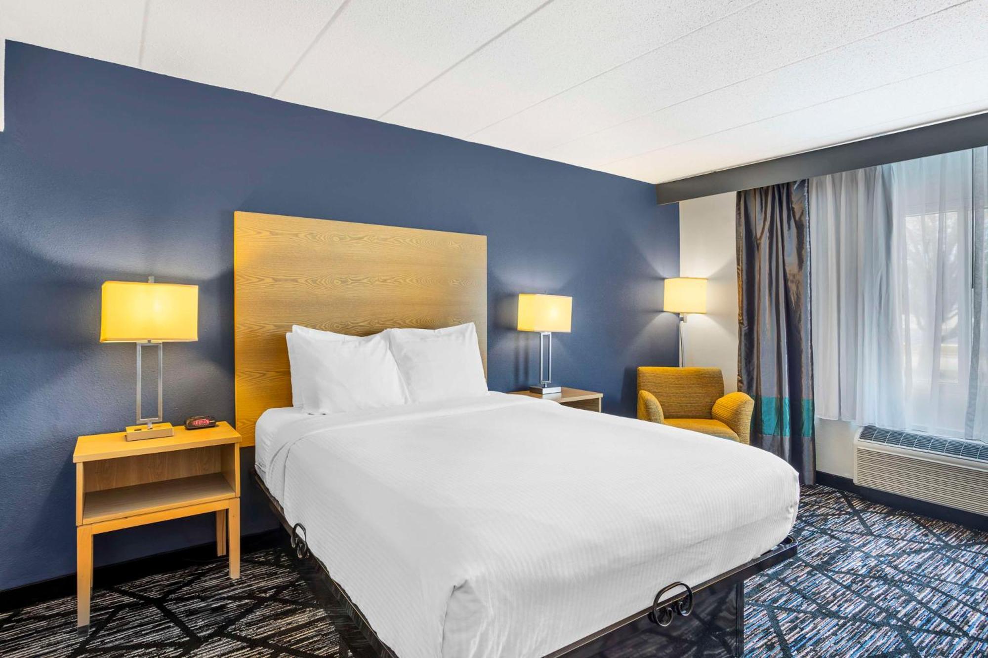 Hotel Western Westgate 3*